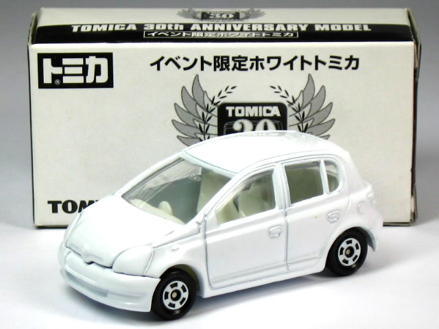 特注トミカ イベント限定 ホワイトトミカ トヨタ ヴィッツ