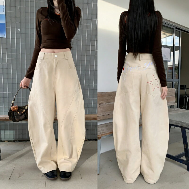 樂天商城 - カーブドロングパンツ カーブドロングパンツ カーブドワイドパンツ デニムパンツ ジーンズ デニム ゆったり 細見せ効果 個性的 刺繍 脚線美を整える ドレープ感 韓国風 アメリカンレトロ ボトムス 春 夏 秋 お出かけ 通学 通勤 スウィートクール