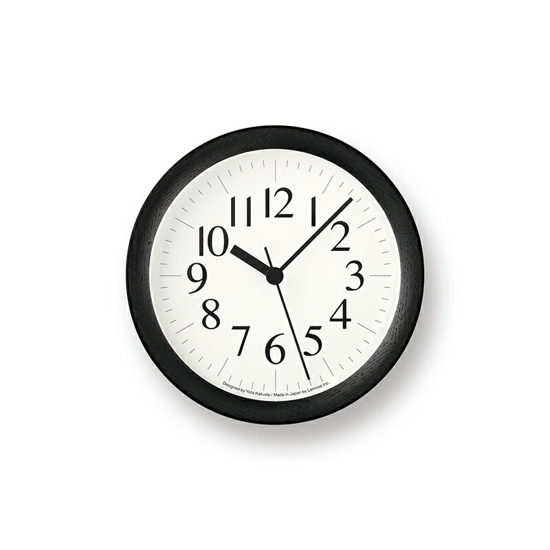 ※ 商品によってはラッピングできない場合があります。 この商品の商品名及びスタイル・用途は、 レムノス Lemnos Clock B Small ブラック YK15-04 BK 掛け時計 置き時計 おしゃれ かわいい 日本製 北欧スタイル Clock B Small ブラック YK15-04 BK 置き時計 壁掛け時計 掛時計 レトロ 壁掛け 北欧 インテリア 雑貨 北欧雑貨 見やすい レトロ 壁掛け シンプル デザイナーズ おしゃれでかわいいレムノス Lemnosの時計 ギフト 誕生日プレゼント 女友達 結婚祝い ギフトセット 出産 送別 の 品 贈り物 内祝 お返し 新築祝い 友人 結婚式 プチギフト ポイント消化 YK15-04BK です。レムノス Clock B Small ブラック YK15-04 BK 掛け時計 置き時計 Lemnos 時計 壁掛け 新築祝い 時計 ウォールクロック おしゃれ かわいい 見やすい 木目の美しいタモ材を採用したレムノスの掛け時計。付属専用スタンドで置き時計にも。 レムノス Clock B Small ブラック YK15-04 BK 掛け時計 置き時計 時間を能動的に読むことはもちろんのこと、それを自発的に感じることを機能として追求した時計。 時間を能動的に読むことはもちろんのこと、それを自発的に感じることを機能として追求した時計をコンセプトに、空間の中で過剰に主張しない大きさの時計でありながら、時間の認識をより容易にするための大きな数字を配置しています。 「Clock A, Clock B, Clock C」のスモールバージョンとなるこの商品は、家具との調和を実現するために、時計枠体には木目の美しいタモ材を採用し、専用のスタンドにて置き時計としてもご使用いただけます。 また、家具との調和を実現するうえで、枠体の素材を吟味。木目が美しいタモ材を採用し文字盤デザインと美しく融合された時計となります。 ■ サイズ: φ144 × d53mm ■ 重量: 290g ■ 素材: タモ、ガラス、ABS樹脂 ■ スイープセコンド ■ 掛け時計/置き時計 ■ スタンド付属（カラー:ブラック） ■ デザイン: 角田陽太 ■ スタイル/用途: 掛け時計 Lemnos 時計 壁掛け 新築祝い 時計 ウォールクロック おしゃれ かわいい 見やすい Lemnos　(レムノス)1984年設立。置き時計、掛け時計を主とするのインテリア関連用品の企画製造販売。渡辺力、塚本カナエ、アンドレア・ブランヅィなど国内外のデザイナーの協力のもとデザイン・アート性に優れたアイテムを生み出し続けています。 Lemnos (レムノス)の商品を見る　&gt;&gt;