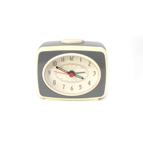 キッカーランド クラシックアラームクロック グレー 目覚まし時計 時計 KAC14GR おしゃれ かわいい kikkerland Classic Alarm Clock ユニーク ニューヨーク アメリカ アメリカン雑貨 おもしろ 誕生日 結婚祝い 出産祝い 引越し祝い 改装祝い 送別 退職 内祝い 新築祝い 誕生