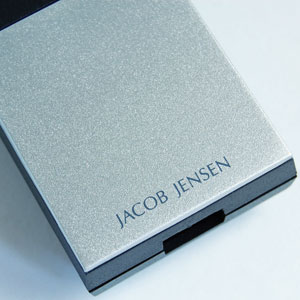 ヤコブ・イェンセン JACOB JENSEN T-1電話機 シルバー T1 JJN010006 銀 電話 T-1-SV バレンタイン おしゃれ かわいい ヤコブイェンセン T-1 デザイン電話機 シルバー T1格安通販　バレンタイン　人気　ランキング