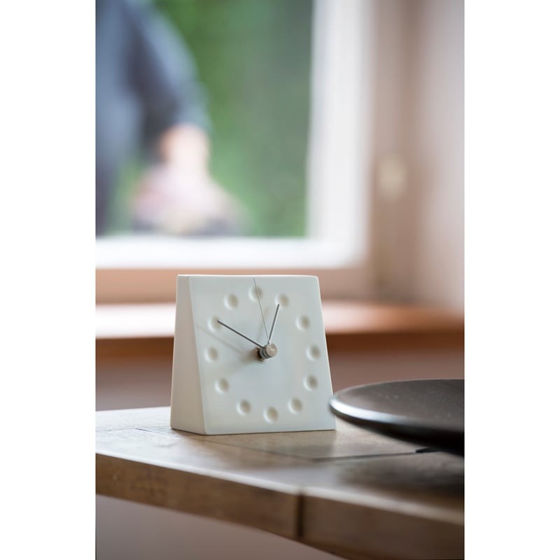 【売れ筋】Lemnos レムノス DROPS DRAW THE EXISTANCE ドロップス ドロー ザ エグジスタンス 置き時計 KC03-23 時計 磁器製 スクエア型 おしゃれ 静音 日本製 寝室 モダン 北欧風 白 ホワイト かわいい シンプルス イープムーブメント 正方形