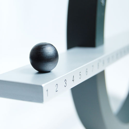 MoMA パーペチュアルカレンダー シルバー モマ 万年カレンダー バレンタイン おしゃれ かわいい 万年カレンダー 予定 モマ ニューヨーク近代美術館 オフィス オブジェ ギフト 誕生日プレゼント 女友達 結婚格安通販　バレンタイン　人気　ランキング