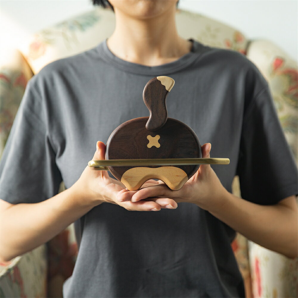 慕物（MUWU） ネコペーパーホルダー WDG025 天然木製品 トイレットペーパーホルダー 猫 かわいい 雑貨 ..