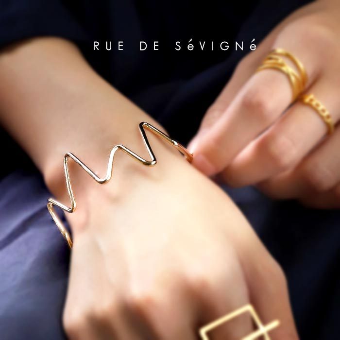 バングル アクセサリー ニッケルフリー 変形 歪み ブレスレット シルバー ゴールド デザイン シック モード 大人 レディース おしゃれ パーティー・メール便...