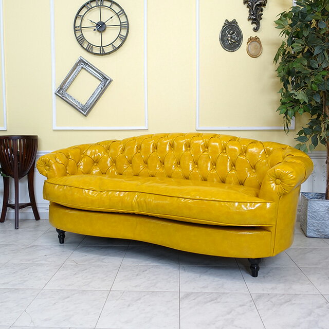ソファー アンティーク 3人掛け ソファー アンティーク 家具 トリプル ソファ フロア 応接 プリンセス シャビーシック エレガント レトロ モダン ソファー チェスターフィールド ソファ 三人掛け 送料無料 フェイクレザー PU 合皮 マスタードイエロー nm3p69k