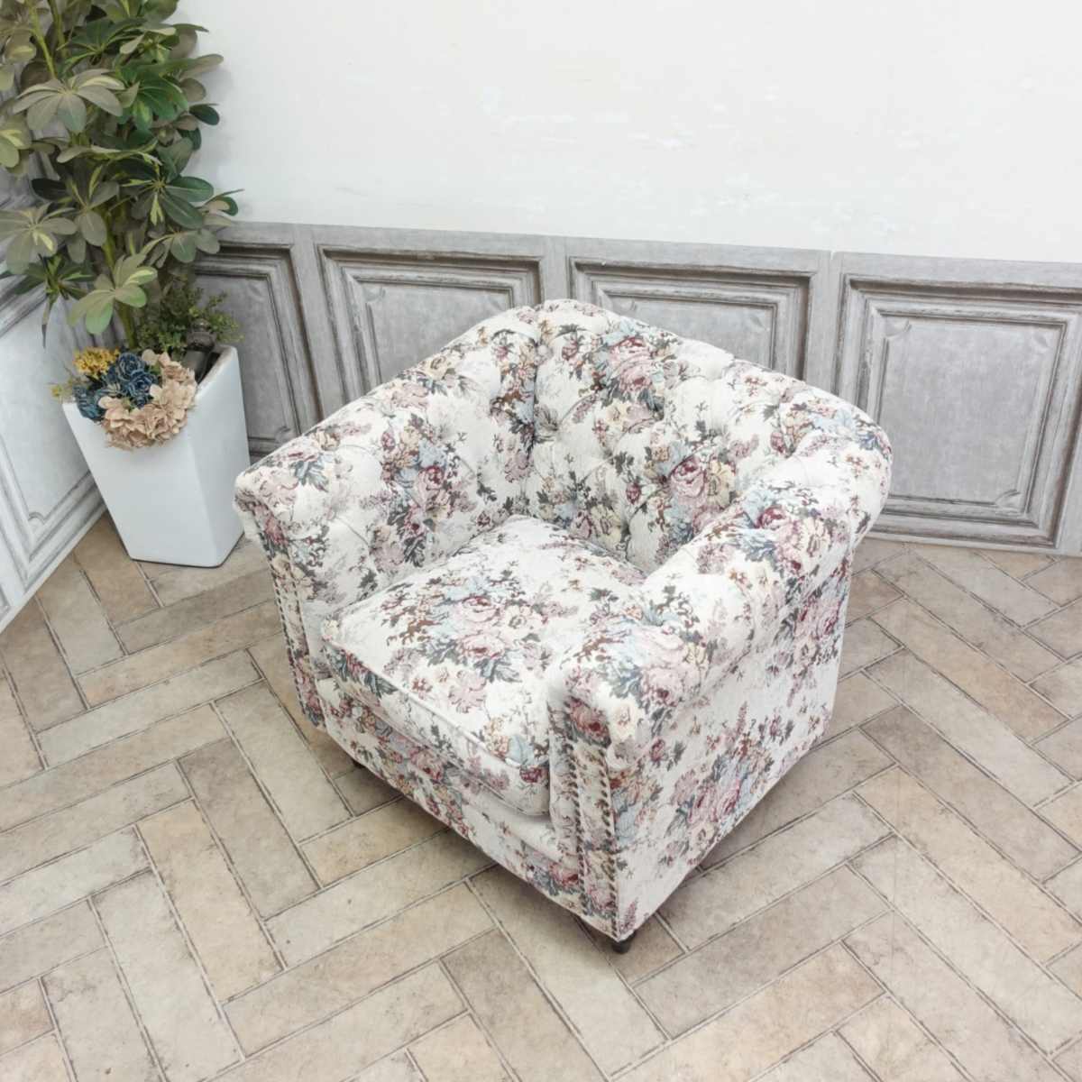 輸入家具 チェスターフィールド ソファ ソファ 一人掛け おしゃれ アンティーク ソファー そふぁ ヴィンセント ソファ 1人掛け 1シーター アンティーク シングルソファー 1人用 英国 イギリス デザイナーズ 店舗什器 美容室 シャビーシック ゴブラン風ファブリック vc1f254k [3]