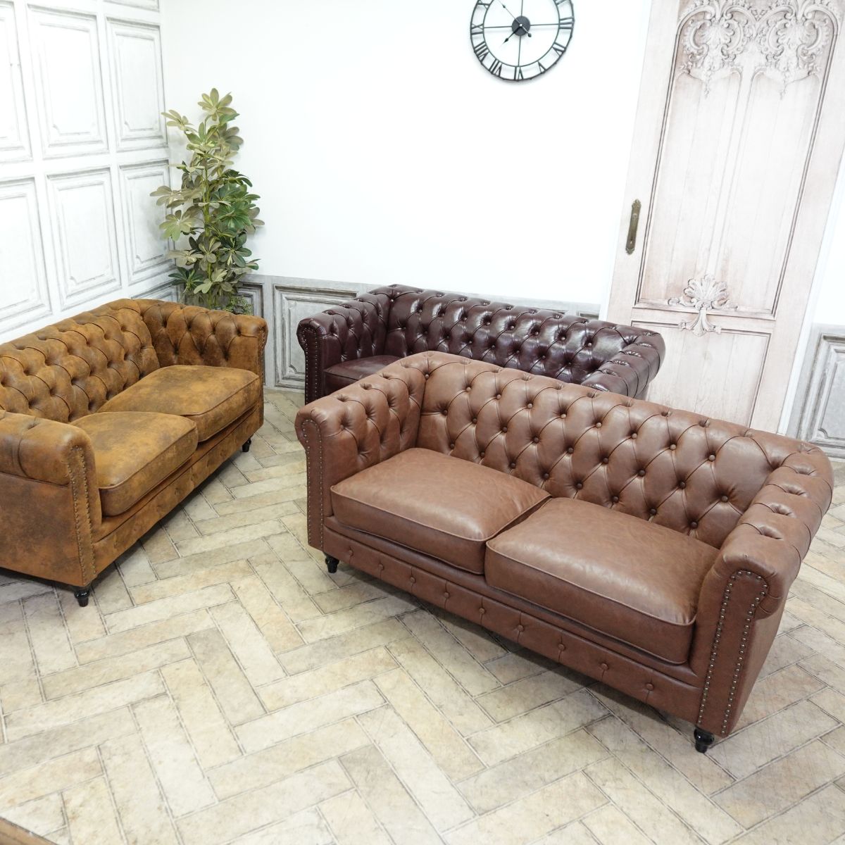 2.5人掛けソファ ヴィンセント 輸入家具 ヨーロッパ ソファー ヨーロピアン チェスターフィールド ソファ アンティーク ソファ サロン ホテル 二人用 ダブルソファ 2p デザイナーズ 英国 イギリス 店舗什器 おしゃれ 合皮 フェイクレザー ブラウン 茶 vc2.5p94k [3]