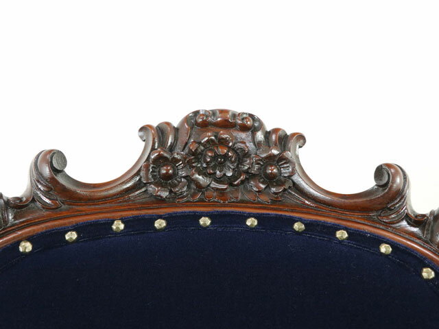 アンティーク 家具 チェア アンティーク家具 イギリス 上品な雰囲気 座面張り替え済みです 非常に珍しく個性的なデザイン アンティークチェア サロンチェア ハイバック 美しい彫刻 シングルチェア イギリスアンティーク アンティーク家具 56897 [3]