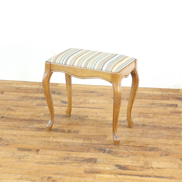 乐天商城 - スツール 猫脚スタイルが可愛らしい 小ぶりサイズ 脚部分の装飾が魅力的 玄関に 寝室にも フランス家具 アンティークフレックス 65457
