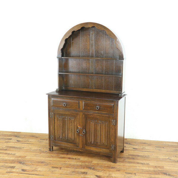 乐天商城 - カップボード リネンフォールド装飾が魅力 可愛らしいドームトップタイプ すっきりとしたデザイン 収納兼ディスプレイ棚 イギリス 80697