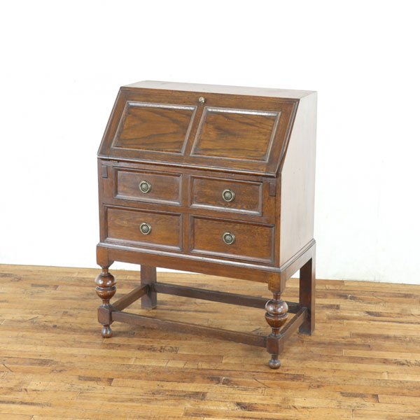 乐天商城 - アンティーク ビューロー 定番サイズ オーク材の杢目も素敵 経年による味わい やや明るめお色 重厚感のある前脚 収納 イギリス家具 80763