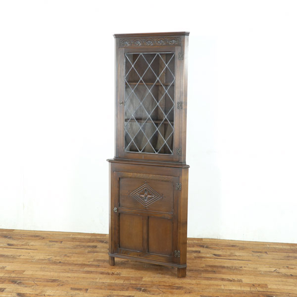 乐天商城 - コーナーキャビネット ステンドグラスが魅力 経年による味わい 1枚扉タイプ 収納棚 おしゃれ 飾り棚 英国 アンティークフレックス 80835