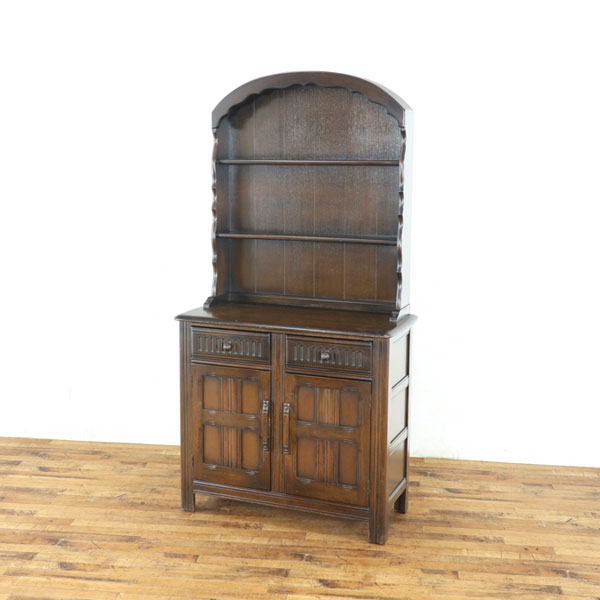 乐天商城 - カップボード 英国家具らしい上品なデザイン 可愛らしいドームトップタイプ 店舗什器 飾り棚 収納 収納兼ディスプレイ棚 イギリス 80867