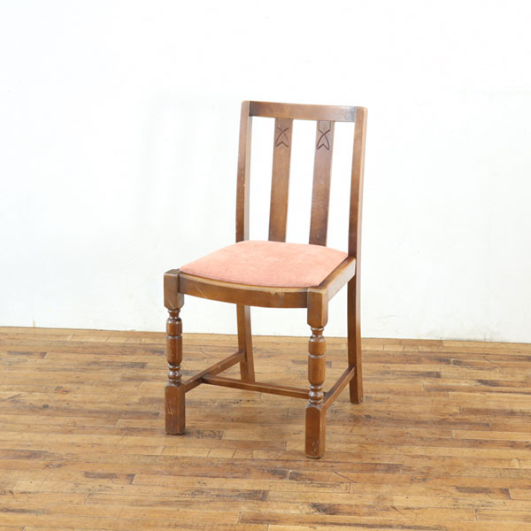 乐天商城 - 張替済ダイニングチェア 椅子 シンプルなデザイン 背もたれの装飾がポイント チェア イギリス アンティークフレックス　59599