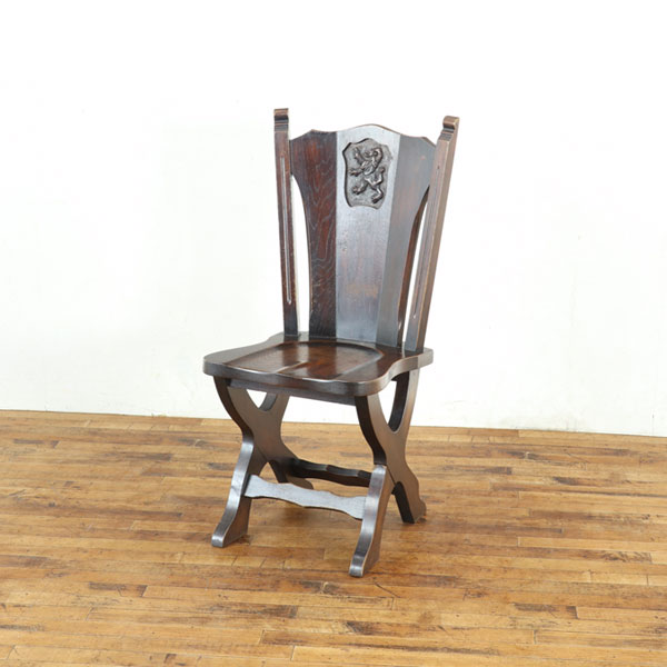 アンティーク ダイニングチェア 無骨な雰囲気 ダークカラー 背もたれの彫刻がいいアクセント オランダ家具 アンティークフレックス 653..