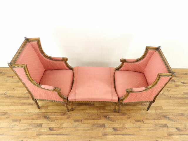 アンティーク 家具 ルイ16世様式 ソファ3点セット 3つ並べるとシェーズロングに  木枠部分や脚のデザインも特徴 フランスアンティーク家具 70425 [3]