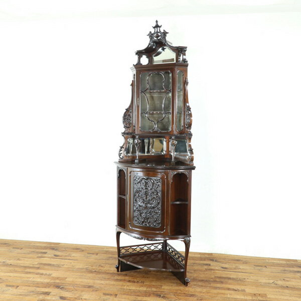 乐天商城 - アンティーク コーナーキャビネット 非常に華やかなデザイン 曲線的な彫刻が魅力的 ビクトリアン様式 英国 アンティークフレックス 80493