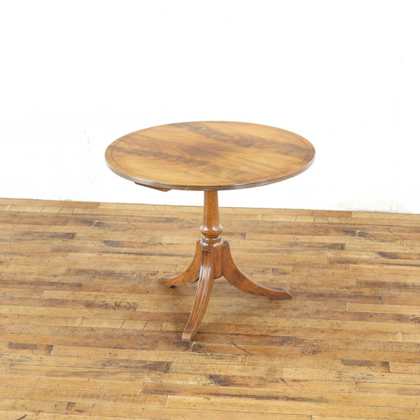 乐天商城 - コーヒーテーブル 丸形天板 すっきり上品なデザイン 英国家具らしいカッコよさ サイドテーブル イギリス アンティークフレックス 80674