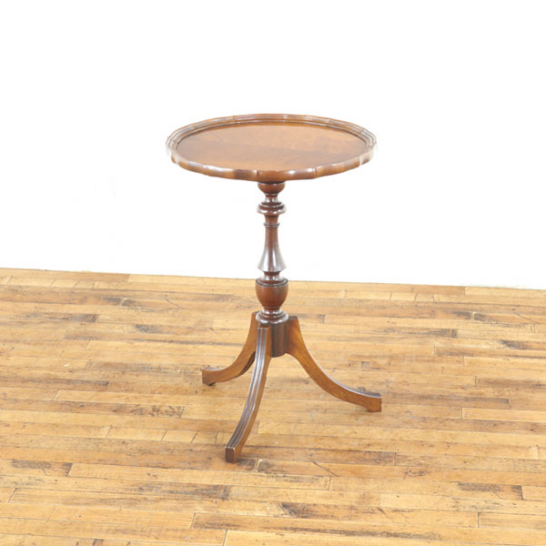 乐天商城 - サイドテーブル 丸天板 エッジのある柱のデザインがかっこいい ウッドトップ トライポッドテーブル 英国 アンティークフレックス 80845