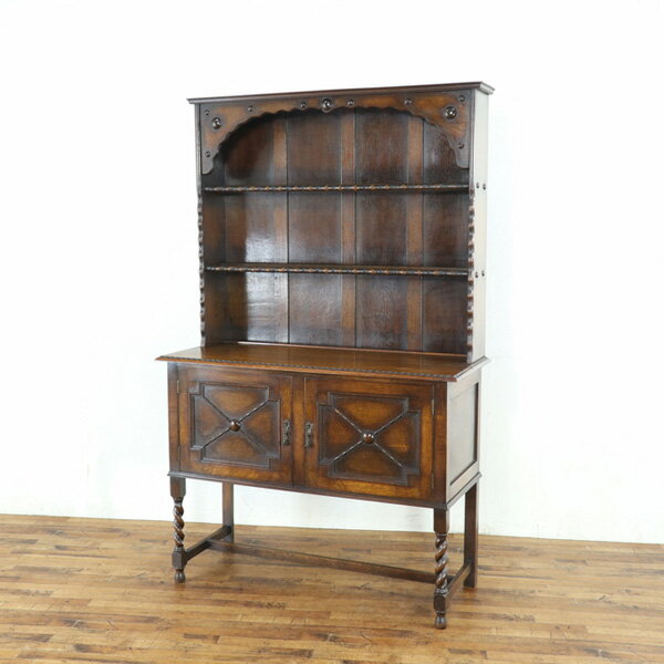 乐天商城 - アンティーク カップボード 収納兼ディスプレイ棚 上棚部分のアーチ状装飾が素敵 食器棚 飾り棚 店舗什器 キャビネット 英国家具 80889