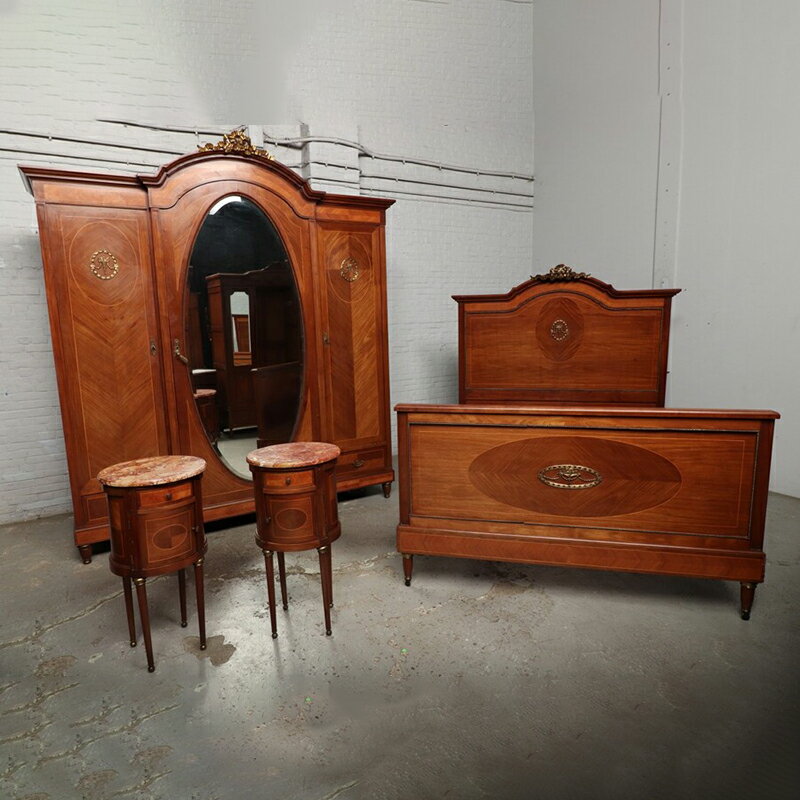 ベッドルームセット 寝室 寝室家具 ナイトスタンド ベッド ルイ16世 ベルギー アンティーク 家具 1900年 ヴィンテージ風 アンティーク おしゃれ ロココ...