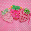 pinksオリジナル おすすめキット いちごの巾着ポーチ 3種まとめ買いセット カラフル かわいい 手芸 レトロ 手作り ハンドメイド 型紙 日本製 コットン ...