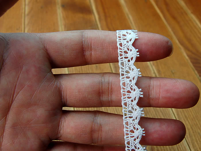 1.1cm幅オフ白トーションレース(1m)