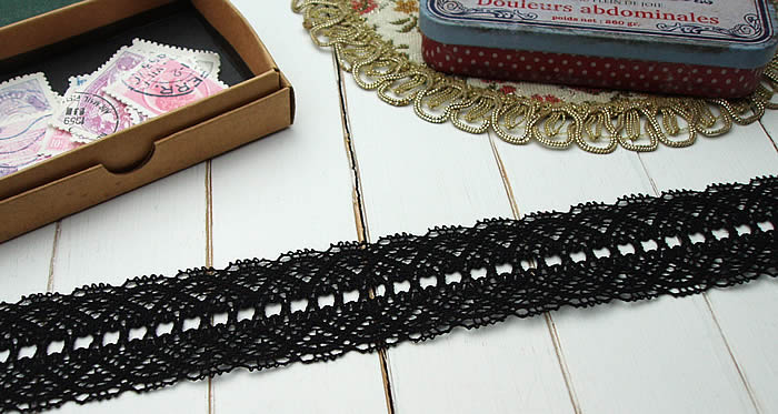 【お買得】3.5cm幅 黒のリボン通しトーションレース(1m)