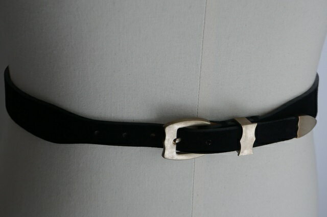 ANTONIO　PIO MELE MODEL GALLARATE CROSTA BELT/COL BLACK黒/小ぶり真鍮ゴールドバックルSUEDEスエードBLACK細身ウエスタンベルト(太い部分ベルト幅2.8センチ）BOXケース入り