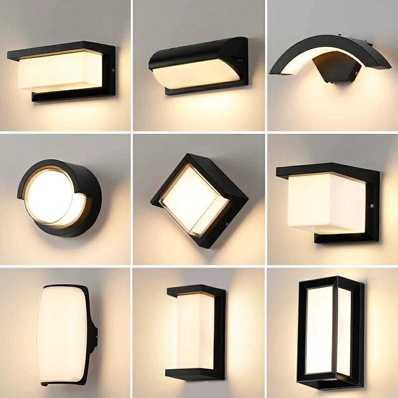 【仕様パラメータ】商品名：屋外LED壁灯防水等級：IP65（防塵形、噴流水に対する保護）光源色温度：3000K（電球色、温かみのある光）演色性：CRI>85 Ra、自然な色合いを再現消費電力：約5-20W電源：AC100V（日本国内仕様）取り付け方式：壁付け式（木ネジプラグ付属）材質：アルミニウム合金、アクリル対応シーン：玄関、庭、ベランダ、駐車場、外壁など屋外全般機能：常時点灯モード、調光非対応