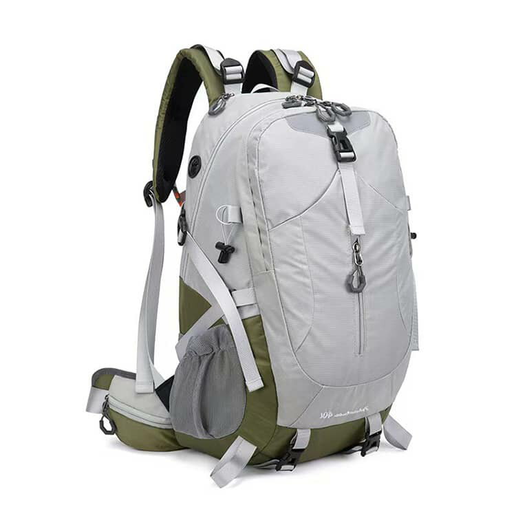 【防水カバー付き】 登山 リュック 40L 防水 撥水 超軽量 バッグ 大容量 軽量 リュ...