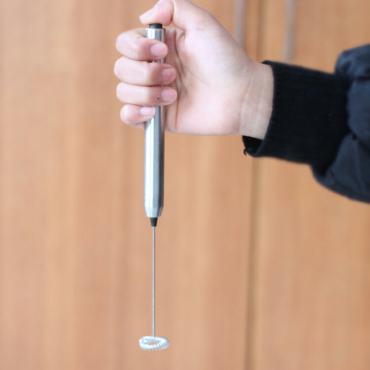 泡立て器 ハンドヘルド 電動 コーヒー 小型 押すタイプ 牛乳 調理用具 手持ち型 卵 手持ち型 ミルク泡立て器