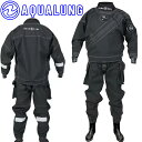 Alaskan Dry SUITS（アラスカン） （既製ドライスーツ） ダイバー自身で装着可能なフロントジッパータイプのミドルクラスのドライスーツ。 極寒の海での厚めのインナーを含むすべてのタイプのインナーに適したゆったりサイズ。 ・HB172 ナイロンテープによる熱圧着、内側は着脱の際の摩擦を考慮した厚めの 200gm、外側は動きやすく薄めの 90gm のテープを使用 ・ネックシール及びリストシールはポリテックス製 ・メタリック製の長めのジッパースライダー ・内側に Y 字型サスペンダー付き ・スーツ側にバンジーを装備しておりウエスト部分で自然に体にフィット ・ダイバー同士で確認できる様に肩とフード上部に反射パネルを装備 ・排水穴つきのベルクロ開閉式カーゴポケットを両腿に装備 ・エイペックス製回転式給気バルブがあらゆるホース位置でも快適な位置に配置 ・浮力をコントロールしやすいコンパクトなエイペックス製排気バルブ ご購入後に備考欄もしくはメールにてブーツサイズをご連絡ください。