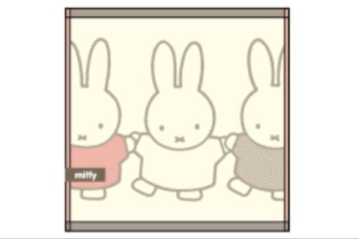 【送料無料】 【miffy】【ミッフィー】ミニタオル【手つなぎ】【ウサギ】 【ミッフィーちゃん】【ディック・ブルーナ】【絵本】【アニメ】【タオル】【たおる】【ハンカチ】【ハンドタオル】【雑貨】【グッズ】 【送料無料】 【miffy】【ミッフィー】ミニタオル【手つなぎ】【ウサギ】 【ミッフィーちゃん】【ディック・ブルーナ】【絵本】【アニメ】【タオル】【たおる】【ハンカチ】【ハンドタオル】【雑貨】【グッズ】