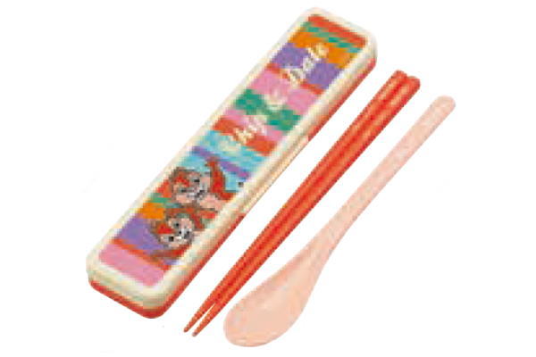 【送料無料】【ディズニーキャラクター】【レトロシリーズ】抗菌食洗機対応音のならないコンビセット【23】【チップとデール】【ディズニー】【映画】【アニメ】【箸】【スプーン】【箸入れ】【箸ケース】【コンビ】【遠足】【雑貨】【グッズ】【かわいい】