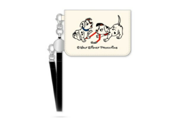 ディズニーキャラクター　2つ折りリール付きパスケース101匹わんちゃん　映画　アニメ　ポーチ　ケース　カード入れ　定期入れ　収納　通勤　通学　雑貨　グッズ　かわいい