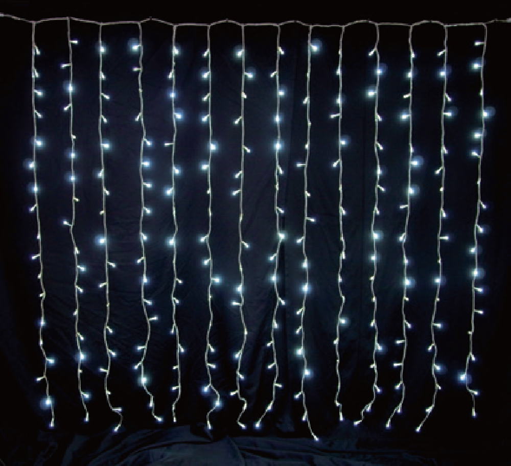 イルミネーション　SHカーテンライト252球ホワイト　白　シルバーコード　きれい　美しい　光　冬　クリスマス　パーティー　イベント　飾り　エコ　電飾　野外　屋外　雑貨　グッズ　かわいい