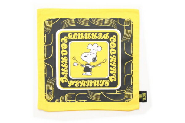 スヌーピー　SNOOPY　クッションカバーイエロー　黄色　ノスタルジカ　ピーナッツ　ウッドストック　す..