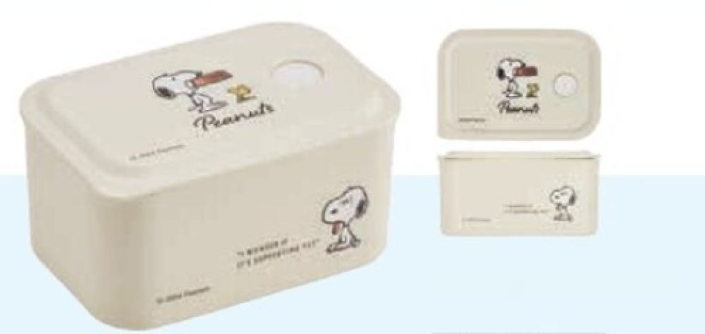 【送料無料】　【日本製】　スヌーピー　SNOOPY　行楽ランチケースS　バッジ　ピーナッツ　ウッドストック　すぬーぴー　アニメ　キャラクター　ランチボックス　弁当箱　容器　入れ物　キッチン　遠足　アウトドア　雑貨　グッズ　かわいい　【TE】