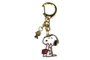 【スヌーピー】【SNOOPY】イニシャルチャームキーホルダー【K】【すぬーぴー】【ウッドストック】【ウッド】【アニメ】【ピーナッツ】【イニシャルキーホルダー】【イニシャル】【キーホルダー】【キーチェーン】【ペア】【グッズ】【かわいい】