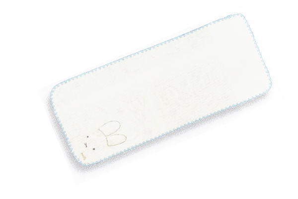 【送料無料】 【miffy】【ミッフィー】フェイスタオル【シンプルミッフィー】【ウサギ】 【ミッフィーちゃん】【ナインチェ・プラウス】【絵本】【アニメ】【タオル】【たおる】【生活雑貨】【グッズ】