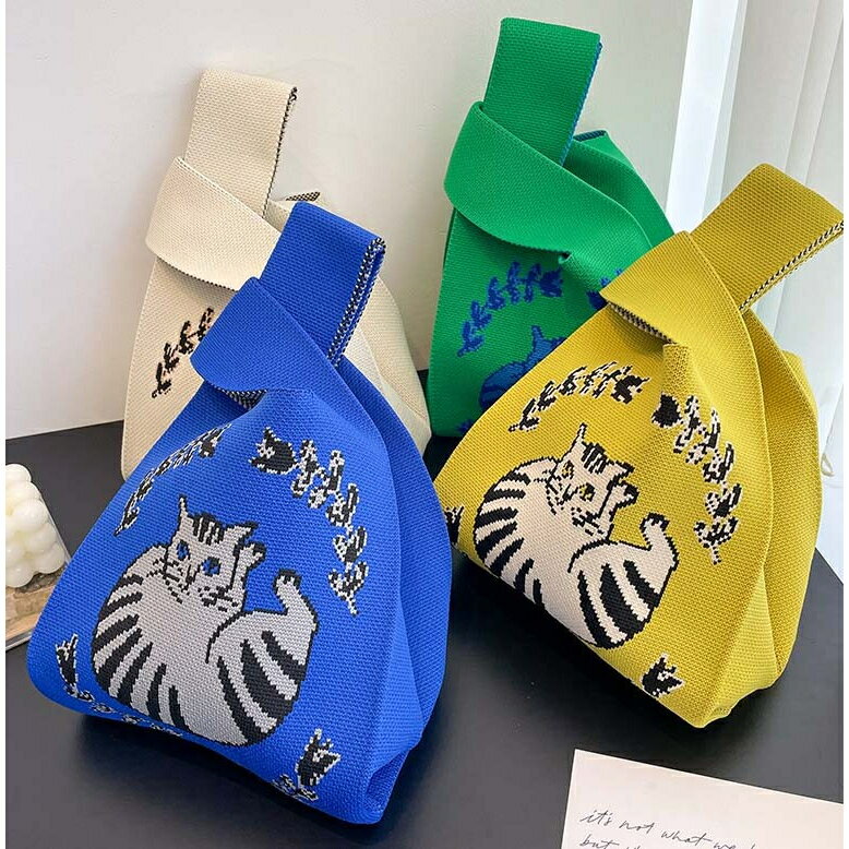【今使えるクーポン×お買い物マラソンP】【ラッピング不可商品】ニットトート バッグ 手提げ 猫柄 コンパクトサイズ ミニトートバッグ 【猫丸まり】レディース エコバッグ コンビニ トートバッグ 猫 猫柄 猫好き ネコ ねこ 女性 おしゃれ かわいい バレンタインのサムネイル
