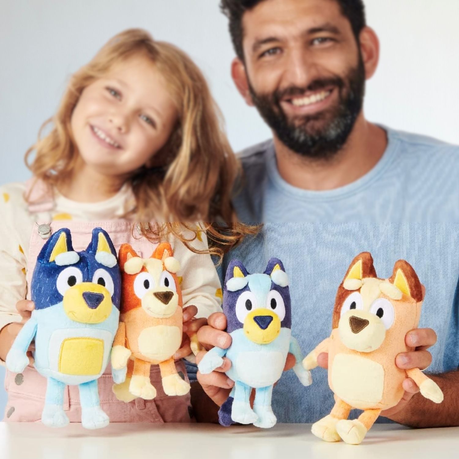 ブルーイ ぬいぐるみ 親子 4体セット ヒーラーファミリー ビンゴ パパ（バンディット） ママ（チリ）ごっこ遊び ままごと おもちゃ 誕生日 クリスマス 女の子 男の子 【並行輸入品】のサムネイル