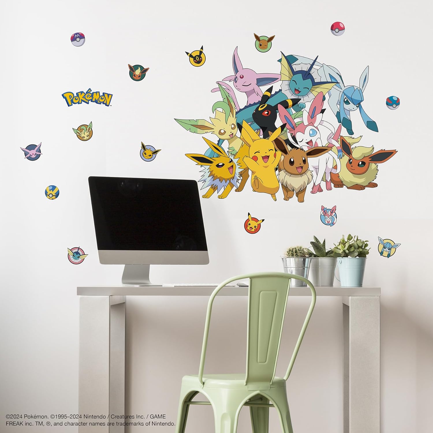 RoomMates ポケモン イーブイ ピカチュウ ウォール シール ステッカー 貼ってはがせる 壁デコ ポケットモンスター ごっこ遊び ままごと おもちゃ 誕生日 クリスマス 女の子 男の子【並行輸入品】Pokémon Eevee Evolutions Peel and Stick Wall Decals