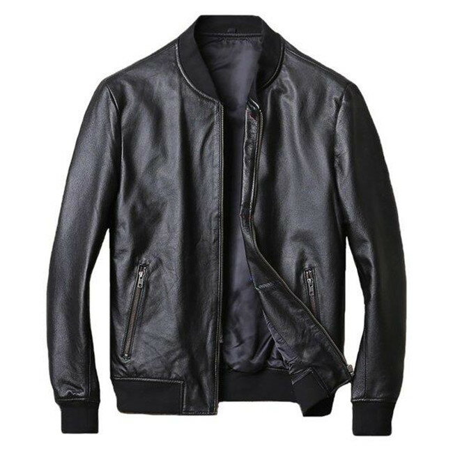 素材構成: 牛革　ポリエステル 表地：牛革　　裏地：ポリエステル　　 タイプ：カジュアル　ショート　ファスナー 適用季節：春秋　　 サイズ：M、L、XL、2XL、3XL、4XL、5XL カラー：実物写真をご参照　 シルエットと質にこだわった為、とてもかっこよく仕上がっております。 オシャレなデザインで流行に左右されることなく長年使い続けられる定番アイテムです。 これからのシーズン様々なシーンでお役に立てる一枚です。 精悍な顔つきを引き立て、ハードな印象が強く、 ワイルドなメンズを演出し、トレンド感がたっぷり。 ご注文の前に必ずサイズ表をご確認ください。サイズの多少の誤差はご了承ください。 革クリームを使う時、他の服を避けてください、色を落ちる可能性があります 新品のファスナーは時々鈍いですから、品質の問題ではありません、ただファスナーの上に少し革クリームを塗る、 ゆっくりファスナーを上下移動してくださいませ。 革クリームを使う時、他の服を避けてください、色を落ちる可能性があります送料無料 本革 本革ジャケット カッコイイ 革製 ライダースジャケット 革ジャン レザーコート 本皮 ビジネス 2019新作 高級感 送料無料 本革 本革ジャケット カッコイイ 革製 ライダースジャケット 革ジャン レザーコート 本皮 ビジネス 2019新作 高級感 1