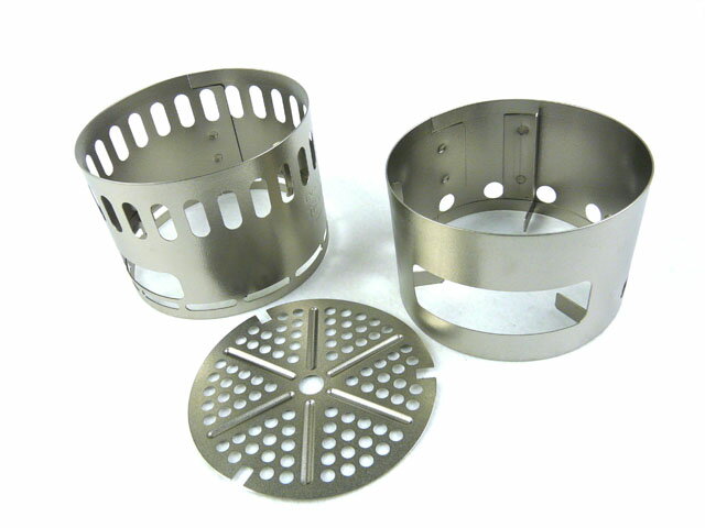 エバニュー(EVERNEW) アルコールストーブ用スタンドDX EBY257 【一部地域を除き送料無料】 チタン 軽量 コンパクト 収納 アルコール アルスト シングル ストーブ 防災 携帯 アウトドア レジャー ソロキャンプ 釣り 登山 トレッキング 野外料理 trangiaのサムネイル