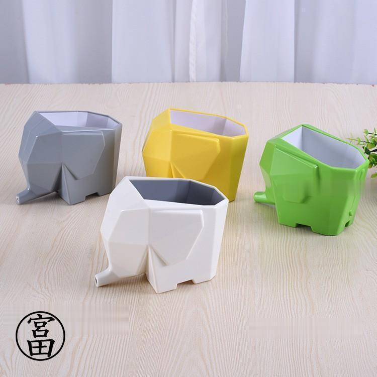 収納ボックス 箸ボックス 収納カップ 歯ブラシホルダー ペン立て 机上 雑貨 キッチン用品 洗面台 浴室..