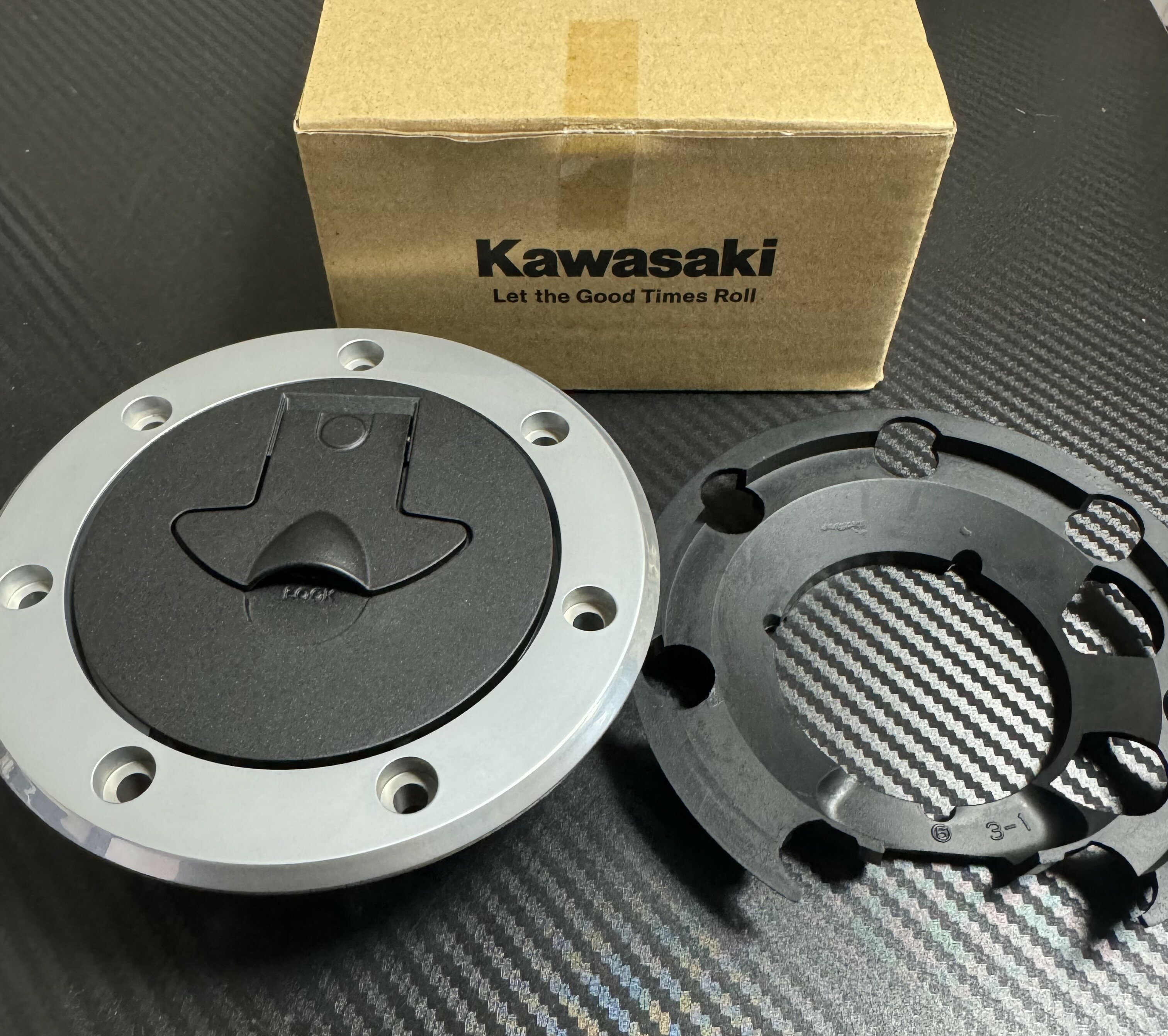 楽天市場】ZRX400 タンク(パーツ|バイク用品):車用品 楽天市場】ZRX400 タンク(パーツ|バイク用品):車用品
