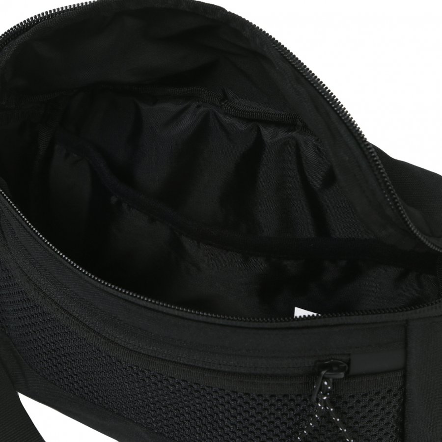 オークリー (OAKLEY) アウトドア ショルダーバッグ ESSENTIAL OD SHOULDER BAG (22ss) ブラック FOS900978-02E